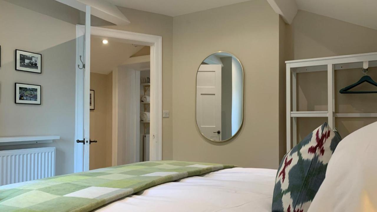 Oulton Park Apartment
